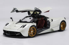 Load image into Gallery viewer, Pagani Toys Car